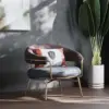 كرسي بتصميم عصري مميز