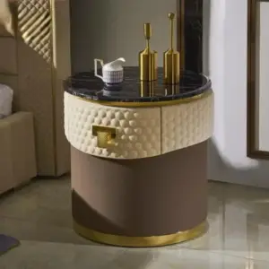 طاولة جانبية مميزة بسطح رخامي