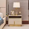 طاولة سرير جانبية بتصميم مميز