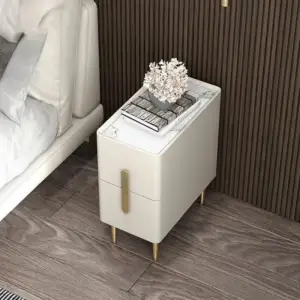طاولة سرير جانبية بتصميم فاخر