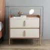 كومودينة جانبية بتصميم عصري
