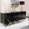 كونسول بطابع عصري