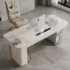 مكتب عمل بتصميم مودرن