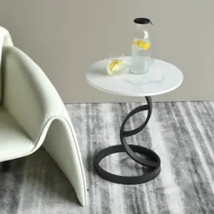 طاولة خدمة جانبية معدنية بتصميم حديث