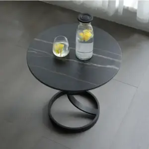 طاولة خدمة جانبية معدنية بتصميم حديث