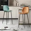 كرسي بار بقاعدة مريحة