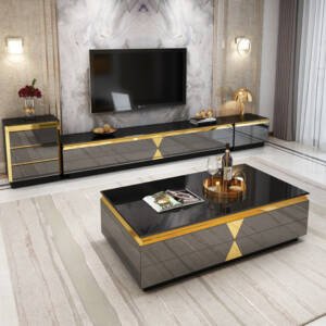ثلاث طاولات مودرن بتصميم زجاجي